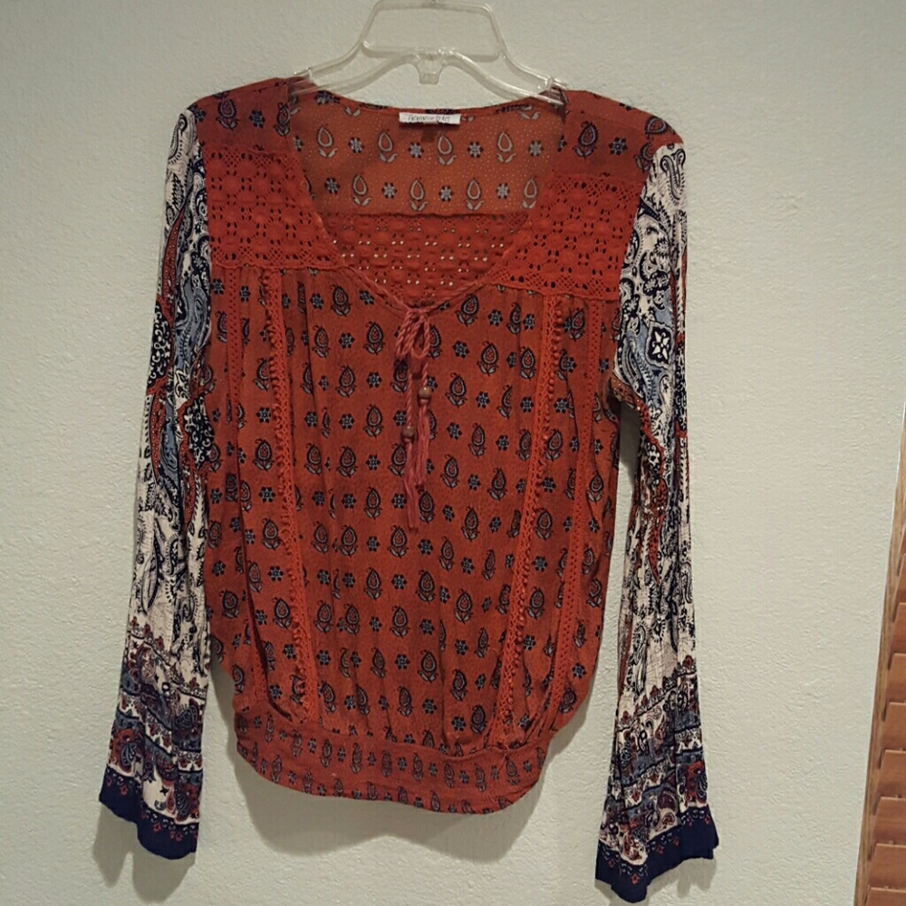 Women's Top
